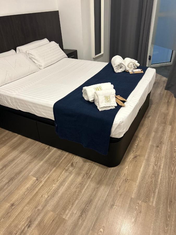 Apartamentos Bh Suites Alicante Buitenkant foto